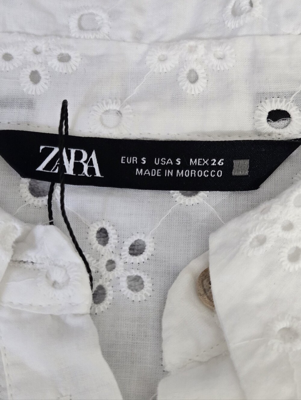 Zara Cutwork Eyelet Embroidered 100% cotton Shirt Button Down S - Picture 8 of 11